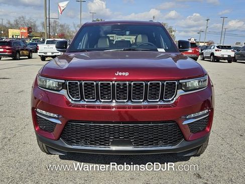 New 2025 Jeep Grand Cherokee Limited w/ Luxury Tech Group II image 2