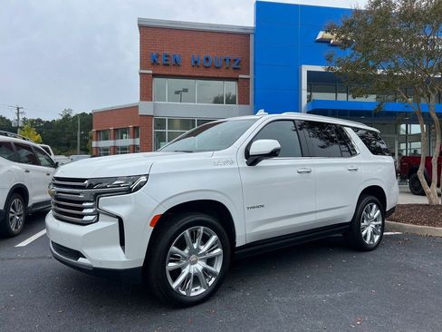 Used 2024 Chevrolet Tahoe High Country w/ Premium Package AWD/4WD image 1