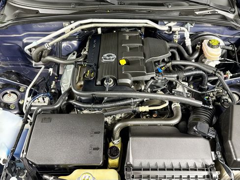 Used 2006 MAZDA MX-5 Miata Touring RWD image 14