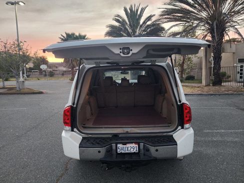 Used 2004 Nissan Armada SE Off-Road w/ (Tow) Tow Pkg image 9