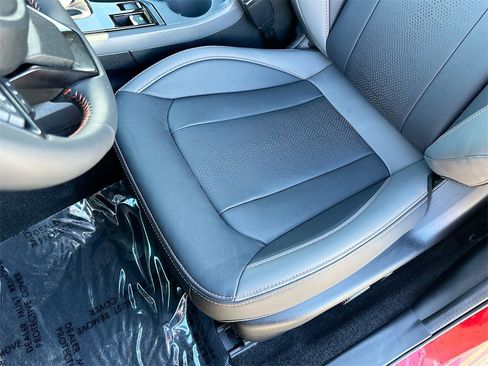 Certified 2025 Subaru Crosstrek 2.5i Limited w/ Popular Package #3A image 19