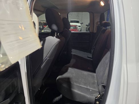 Used 2019 RAM 1500 Express w/ Express Value Package AWD/4WD image 28