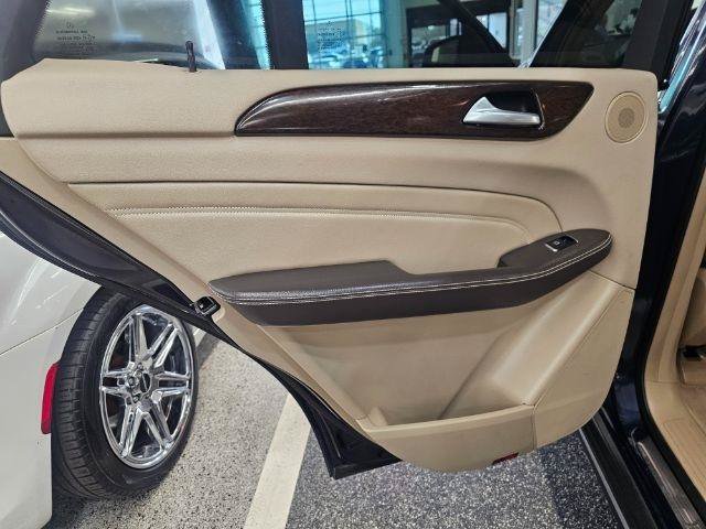 Used 2013 Mercedes-Benz ML 350 4MATIC image 31