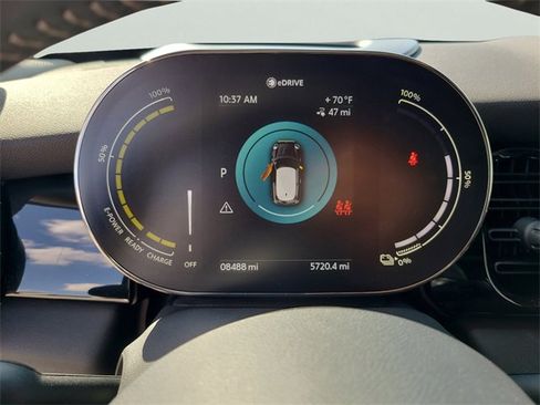 Used 2024 MINI Cooper SE image 23