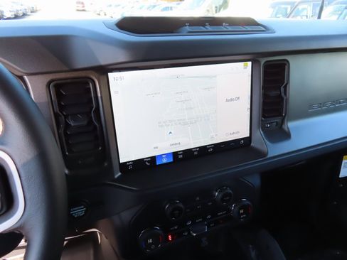 New 2025 Ford Bronco Big Bend w/ Black Diamond Package image 10