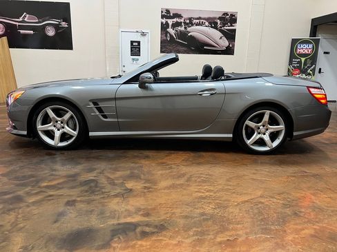 Used 2013 Mercedes-Benz SL 550 image 6