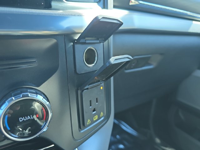 Used 2025 Ford F150 Lariat w/ FX4 Off-Road Package AWD/4WD image 24