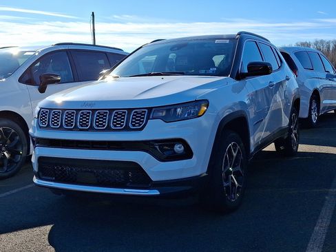 New 2026 Jeep Compass Limited w/ Sun, Sound & Navigation Group AWD/4WD image 3