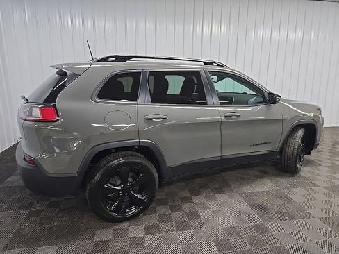 Used 2023 Jeep Cherokee Altitude Lux w/ Lux Elite Package AWD/4WD image 3