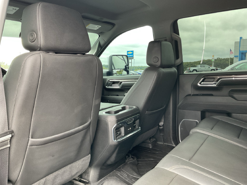 Used 2024 Chevrolet Silverado 2500 LTZ w/ LTZ Convenience Package AWD/4WD image 28