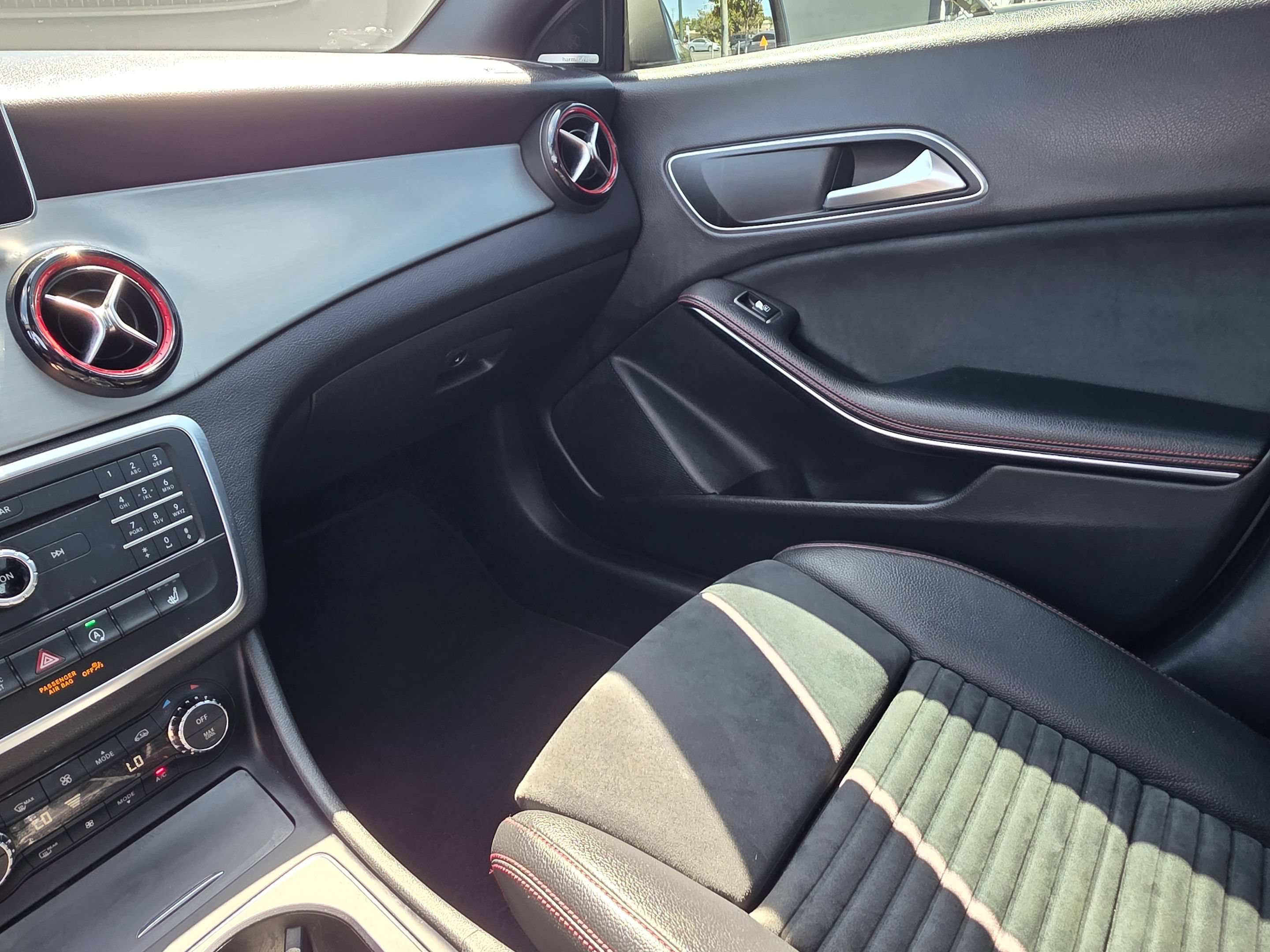 Used 2016 Mercedes-Benz CLA 250 w/ Sport Package Plus image 33