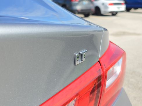 Used 2024 Chevrolet Malibu LT FWD image 7