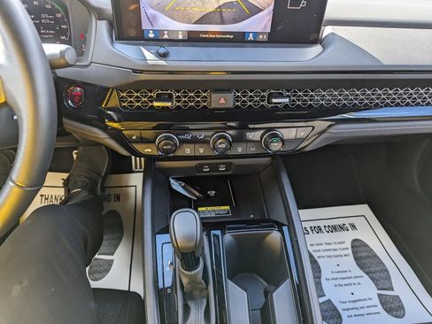 Certified 2025 Honda Accord Sport image 17