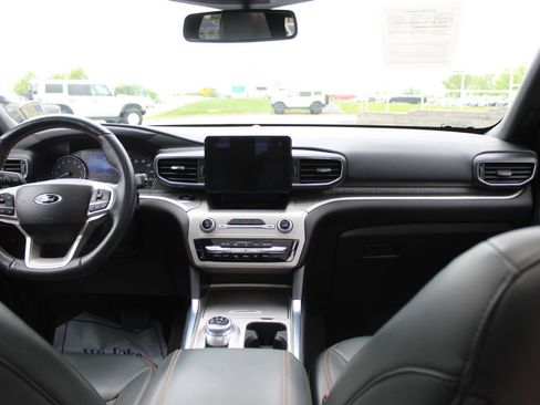 Used 2023 Ford Explorer Timberline w/ Timberline Technology Package AWD/4WD image 17