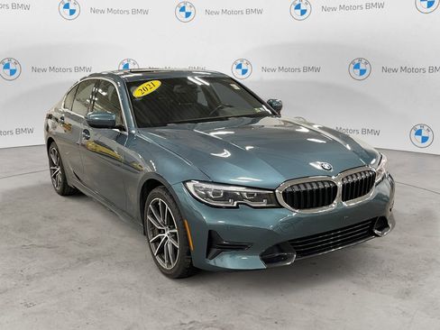 Used 2021 BMW 330i xDrive Sedan w/ Convenience Package image 8