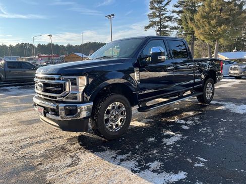 Used 2022 Ford F250 Lariat w/ Lariat Ultimate Package image 3