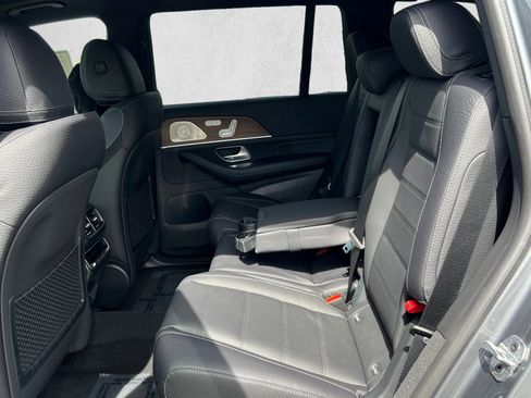 New 2026 Mercedes-Benz GLS 450 4MATIC image 17