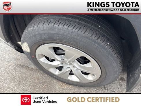 Used 2023 Toyota RAV4 LE FWD image 12