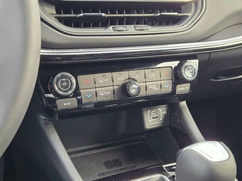 New 2026 Jeep Compass Latitude w/ Quick Order Package 29K image 26