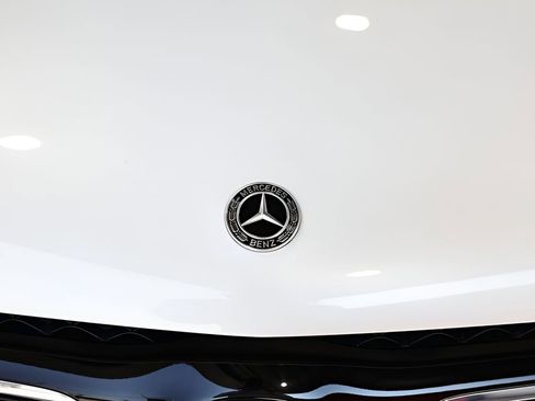 Used 2022 Mercedes-Benz GLS 450 4MATIC image 14
