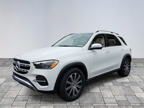 Certified 2025 Mercedes-Benz GLE 350 4MATIC image 3