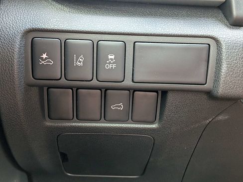 Used 2025 Mitsubishi Eclipse Cross SE AWD/4WD image 30