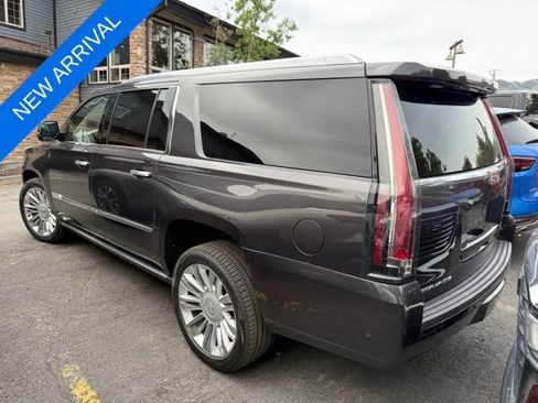 Used 2018 Cadillac Escalade ESV Platinum AWD/4WD image 6
