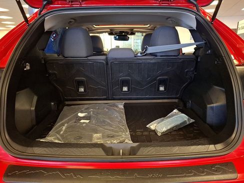 Certified 2024 Subaru Crosstrek 2.0i Premium image 28