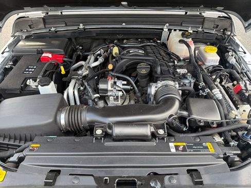 Used 2023 Jeep Wrangler Sport S image 24