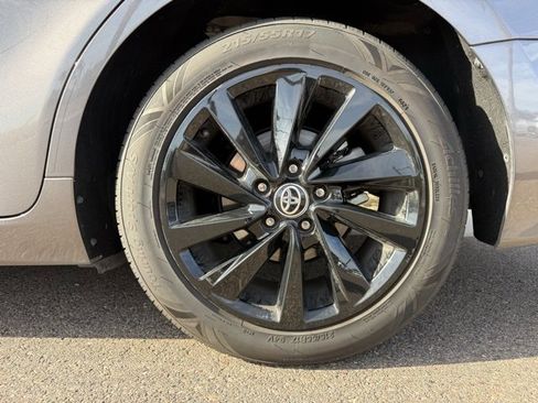 Used 2022 Toyota Camry LE image 23