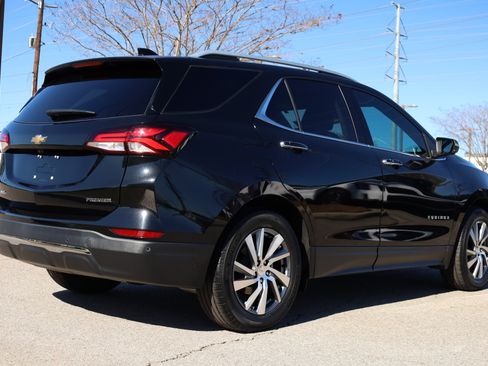 Used 2023 Chevrolet Equinox Premier image 5