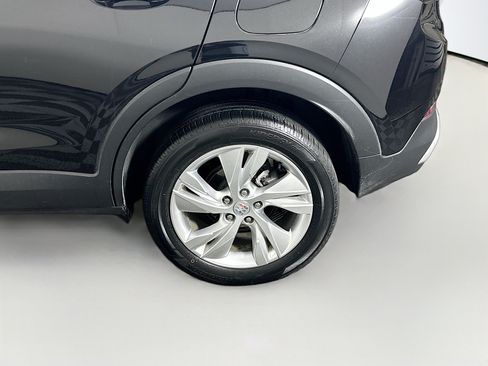 Used 2025 Buick Encore GX Preferred AWD/4WD image 11