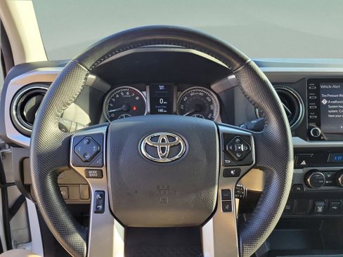 Used 2022 Toyota Tacoma SR5 image 27