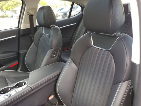 Certified 2026 Genesis G70 2.5T Prestige RWD image 11