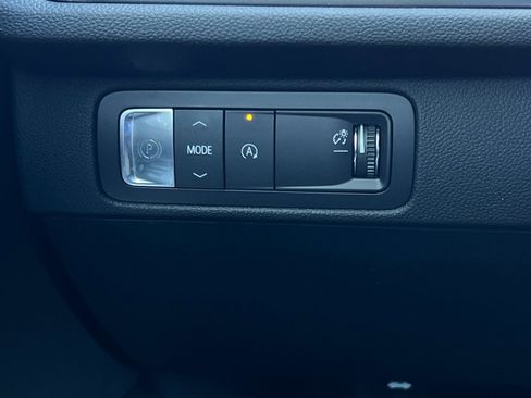 New 2025 Chevrolet Traverse LT w/ Enhanced Driving Package image 33