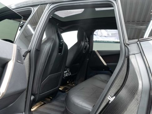 Used 2024 BMW iX xDrive50 w/ Premium Package AWD/4WD image 31