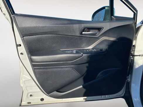 Used 2021 Toyota C-HR LE image 16