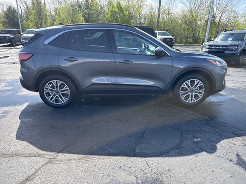 Used 2021 Ford Escape SEL w/ Technology Package AWD/4WD image 10