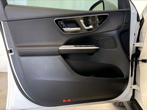 Used 2026 Mercedes-Benz GLC 300 GLC 300 image 20