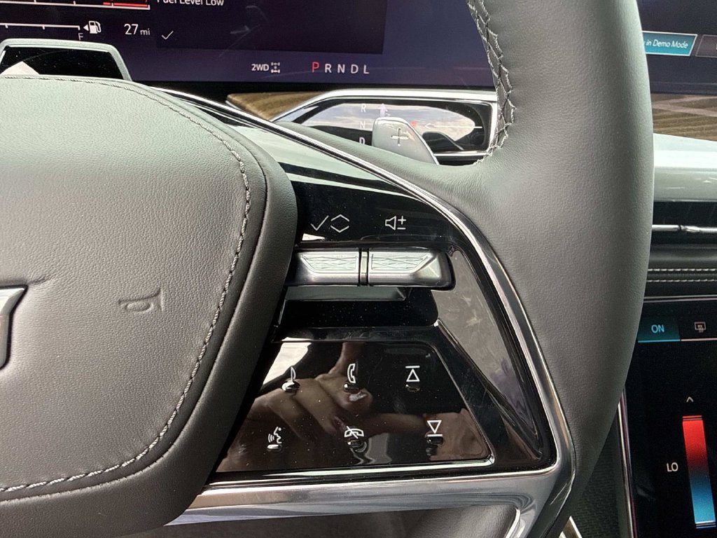 New 2026 Cadillac Escalade Platinum Sport AWD/4WD image 30