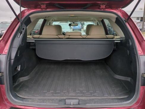 Used 2018 Subaru Outback 2.5i Limited image 34