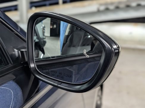 Certified 2025 Honda Accord SE image 22