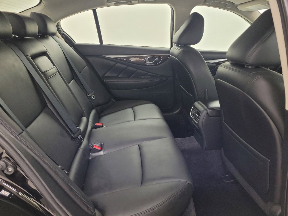 Used 2018 INFINITI Q50 Luxe w/ Cargo Package (L95) AWD/4WD image 19