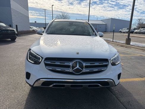Used 2021 Mercedes-Benz GLC 300 4MATIC image 3
