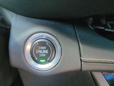 Used 2022 Buick Envision Preferred AWD/4WD image 23