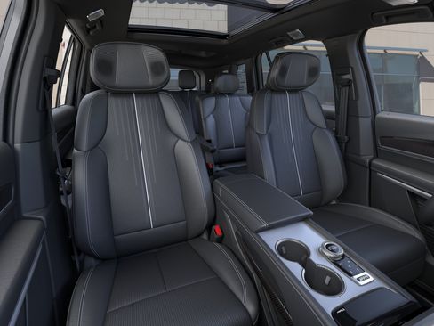 New 2026 Cadillac Vistiq Premium Luxury AWD/4WD image 48