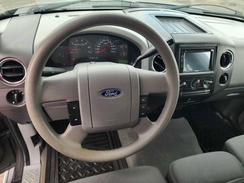 Used 2007 Ford F150 XLT RWD image 2
