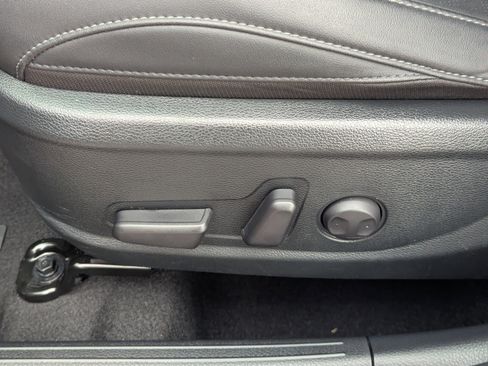 Certified 2023 Kia Seltos EX image 21