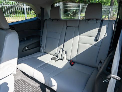 Used 2017 Honda Pilot Elite image 15