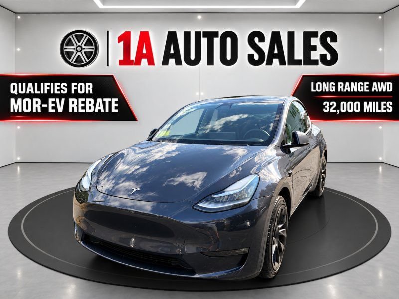 Used 2021 Tesla Model Y Long Range AWD/4WD image 1